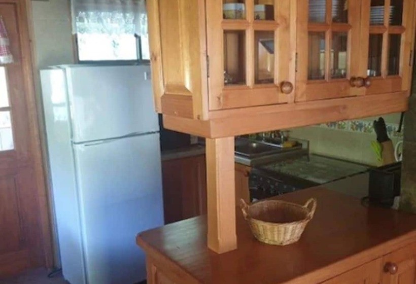 هتل Cabañas Casa Lago Villarrica