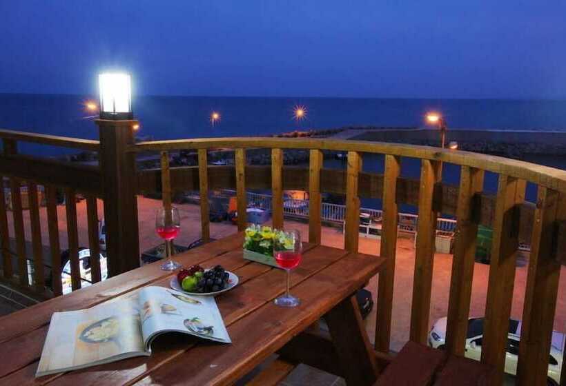בית מלון כפרי Daeheungho Daege Pension