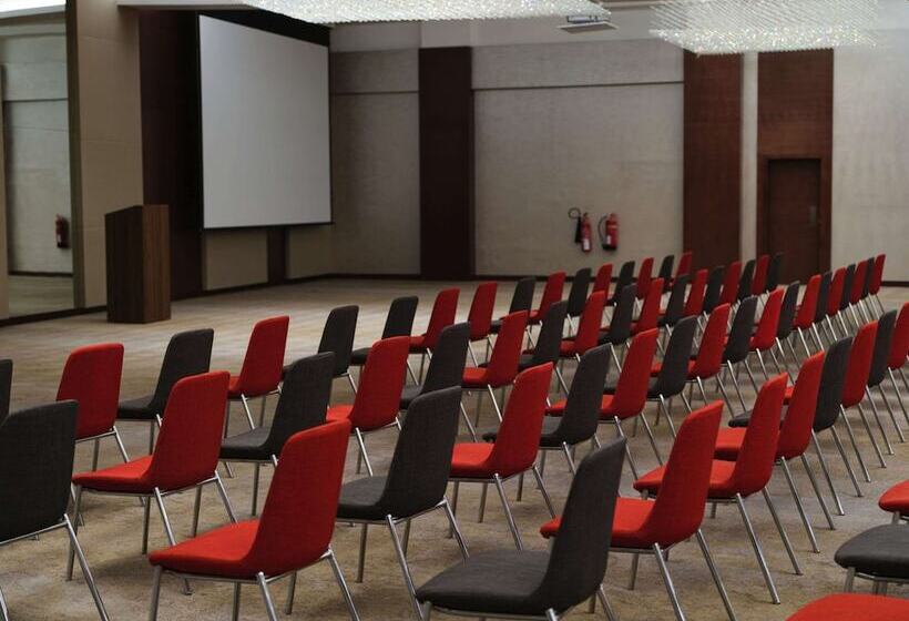 Intercityhotel Muscat