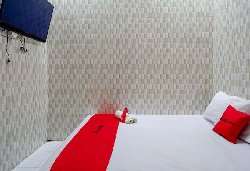 فندق Reddoorz Near Lippo Plaza Kendari