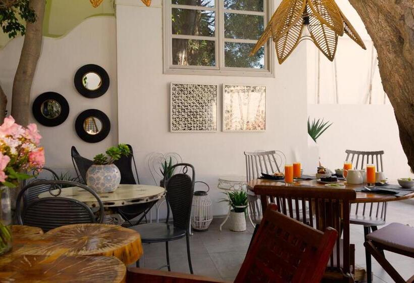 هتل The Museum Project Oia