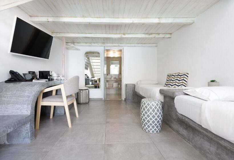 هتل The Museum Project Oia