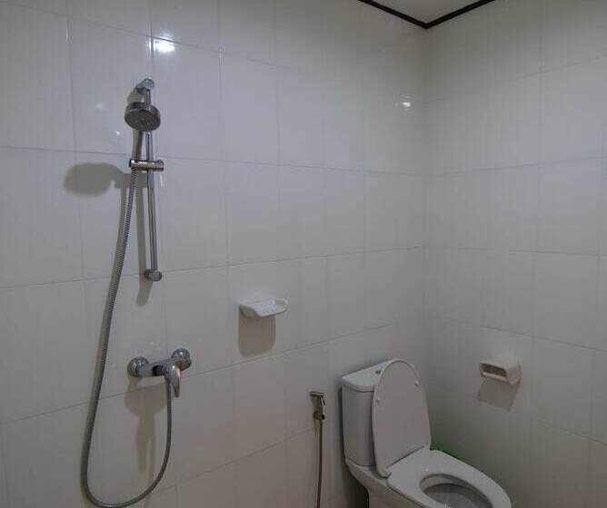 هتل Baan Chai Lay Apartment