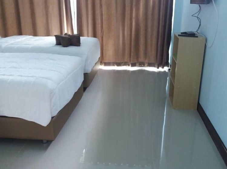 هتل Baan Suan San Rak