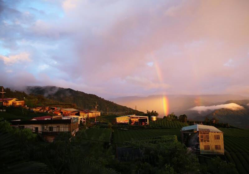 هتل Alishan B&b Yunmingi