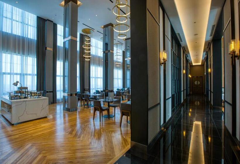 هتل Mercure Living Putrajaya