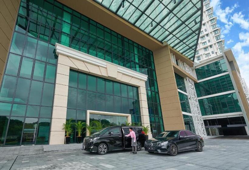 هتل Mercure Living Putrajaya