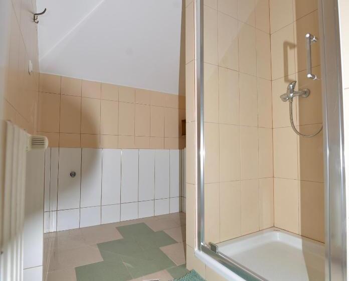 Отель Pokoje Gościnne U Klimosza