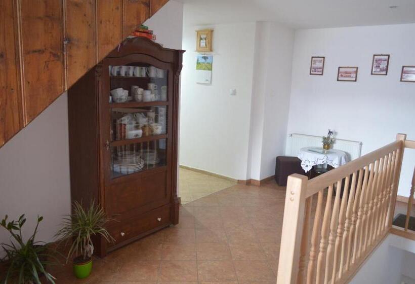 酒店 Gospodarstwo Agroturystyczne Chata Na Izerskim Wzgórzu