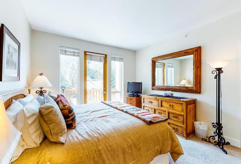 בית מלון כפרי Wood River Condo