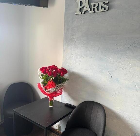 פנסיון Paris Rynek Centrum &parking