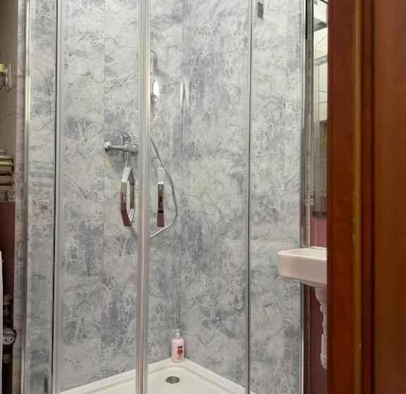 פנסיון Paris Rynek Centrum &parking