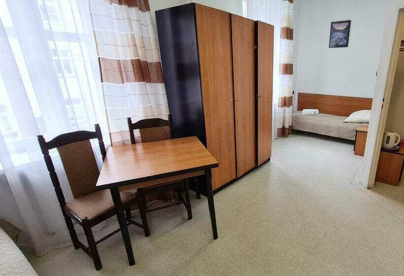 هاستل Cks Wrocław   Centrum Konferencyjno Szkoleniowe Cs Natura Tour