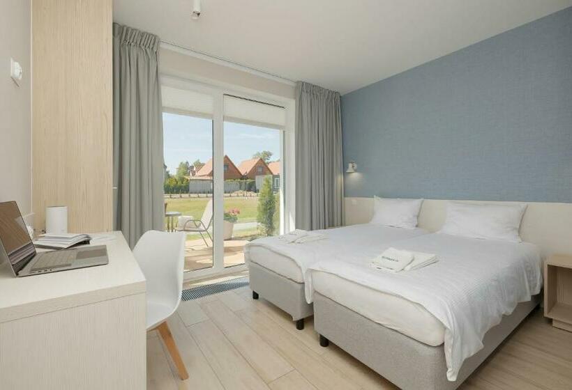 ホテル Bursztyn   Bernstein Apartments