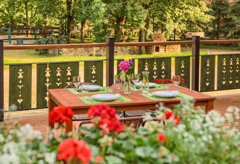 ホテル Farma Lama Dom Gościnny