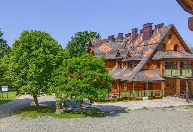 ホテル Farma Lama Dom Gościnny