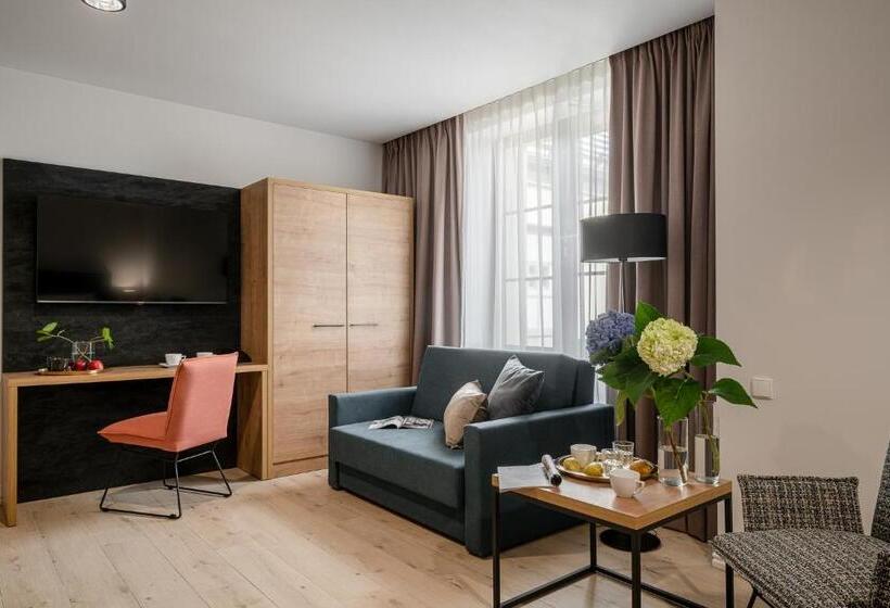 هتل Jazz Market Square Wroclaw