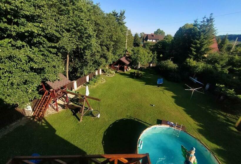 ホテル Noclegi U Kowalczykow