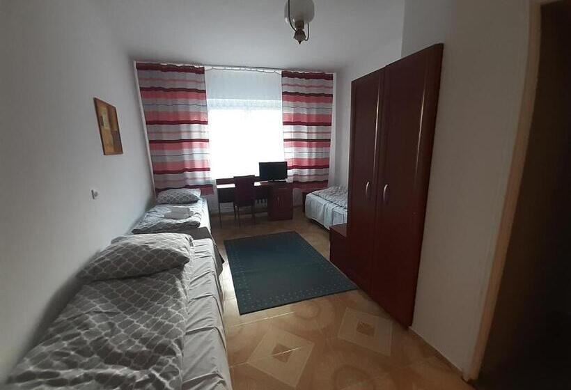 پانسیون Ośrodek Wypoczynkowy Mazowsze W Karpacz