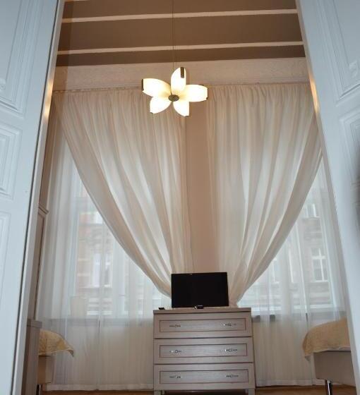 هاستل Ada Aparthouse