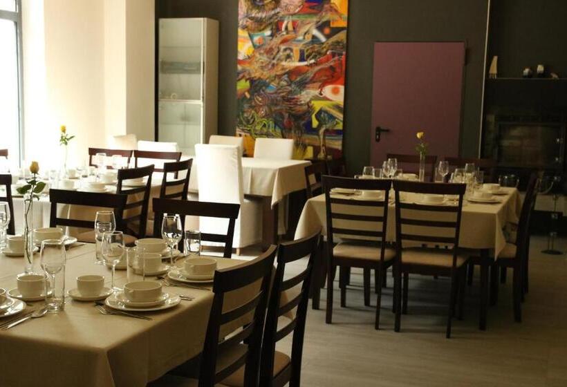 住宿加早餐  Villa Art Korab