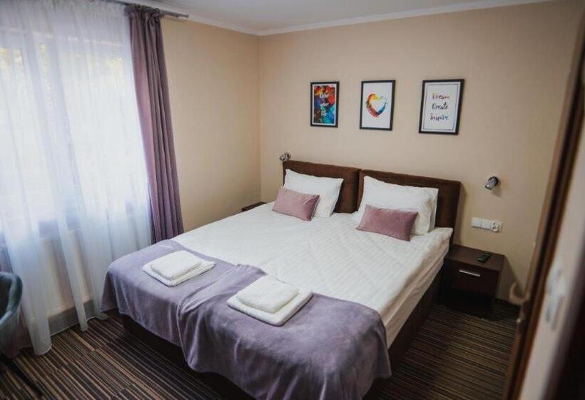 تختخواب و صبحانه Villa Paula