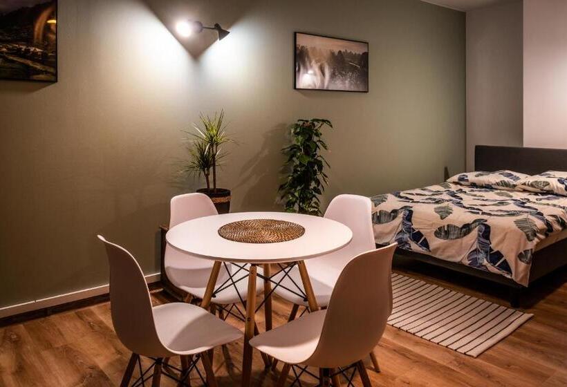 Bed and Breakfast Zajazd Izabela