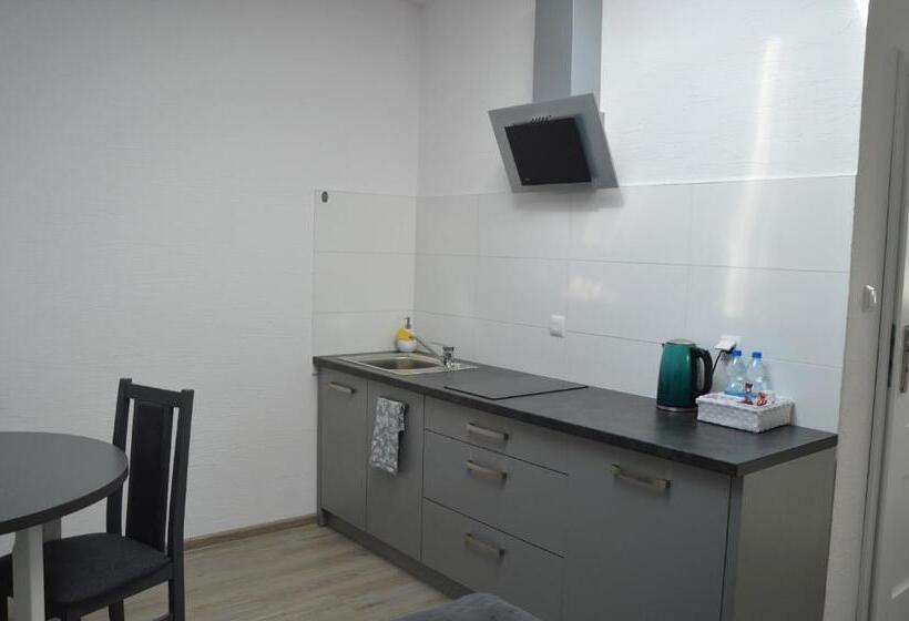 Hostel Adabet