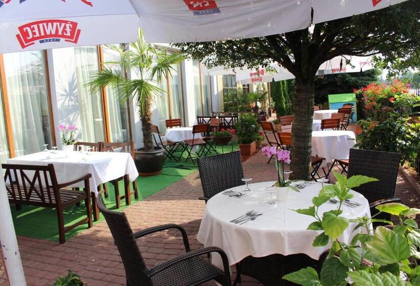 酒店 Piano Cafe B&b