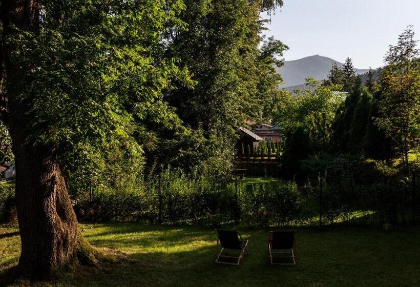 Dom Góry Las   Kameralny Pensjonat W Centrum Karpacza Dla Gości Dorosłych Od 13 Roku życia, Catering