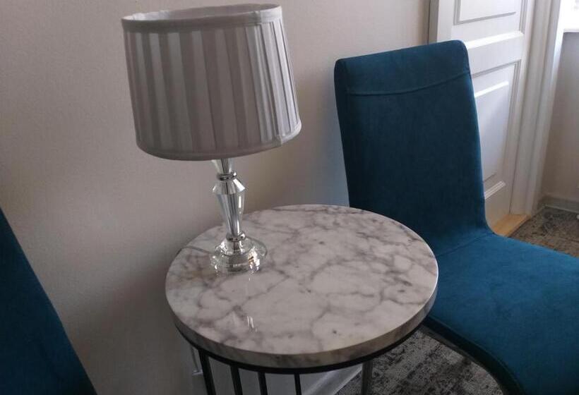 بنسيون Apartamenty I Pokoje Gościnne Kołodziejówka