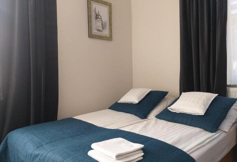 بنسيون Apartamenty I Pokoje Gościnne Kołodziejówka