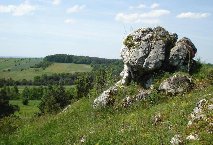 Пансион Villa Jura Pokoje Gościnne