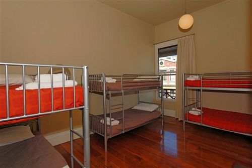 هاستل The Customhouse