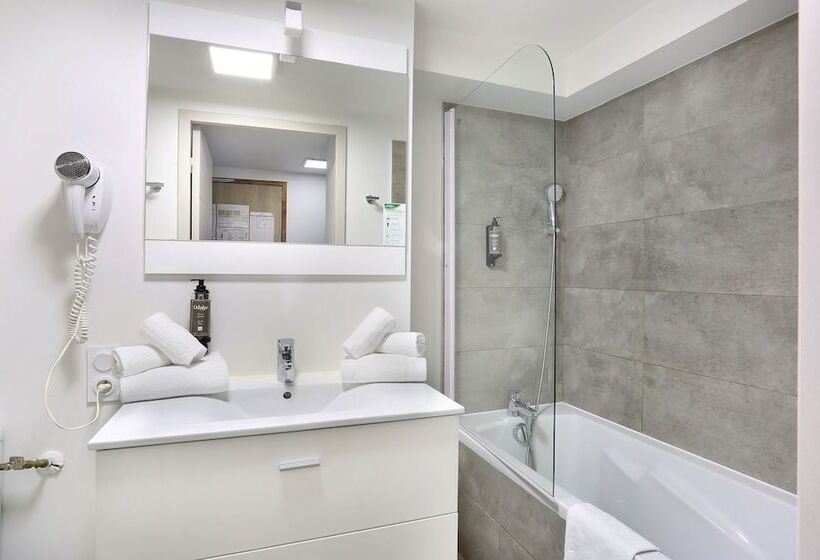 Appart'hôtel Odalys City Colombélie