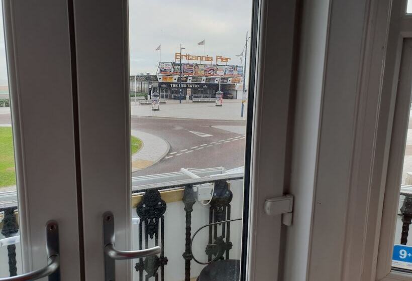 مبيت وإفطار Henry S On The Prom