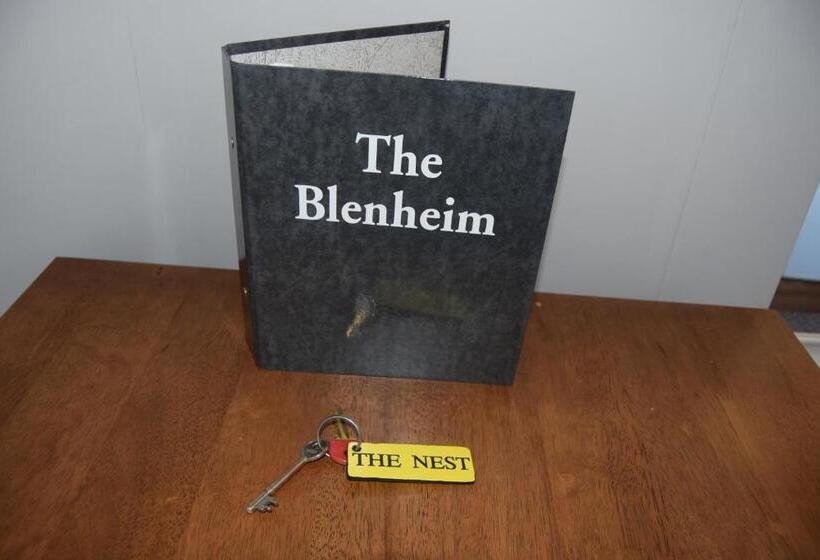 민박 The Blenheim
