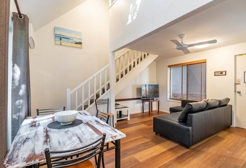 Byron Central Apartments