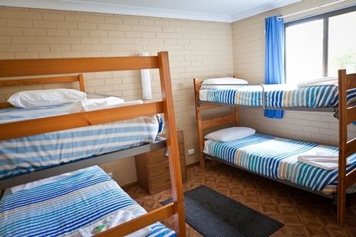 Emu Beach Chalets