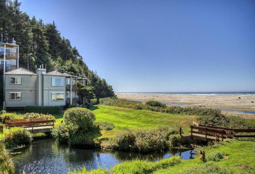 هتل Little Creek Cove Beach Resort