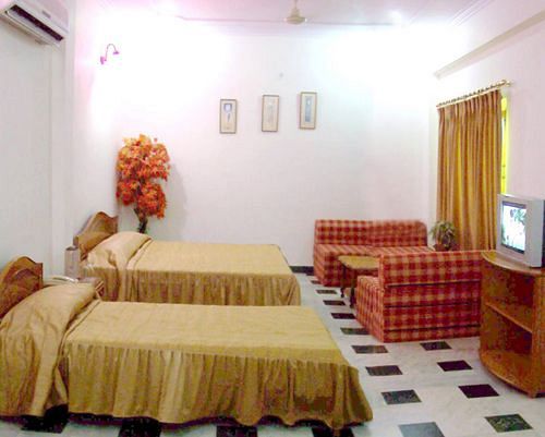 Hotel Priya