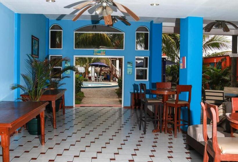 هتل Sabas Beach Resort