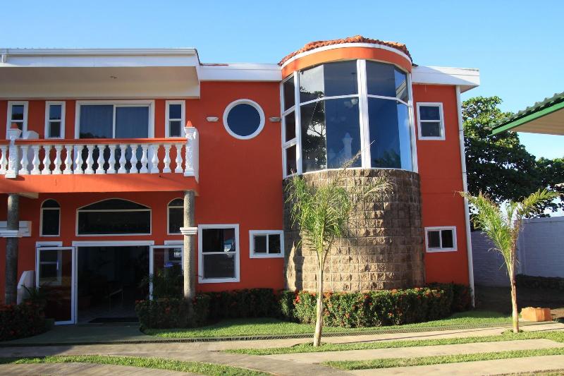 هتل Sabas Beach Resort