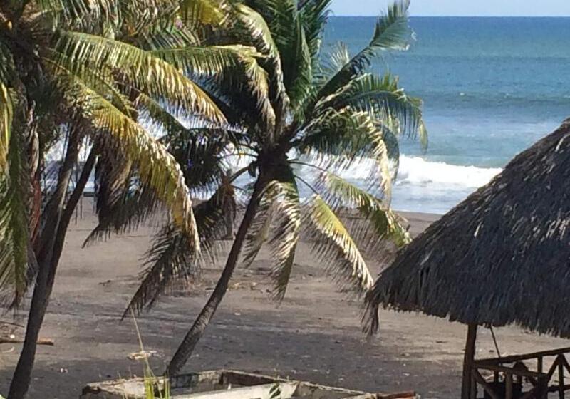 هتل Sabas Beach Resort