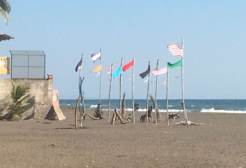 هتل Sabas Beach Resort