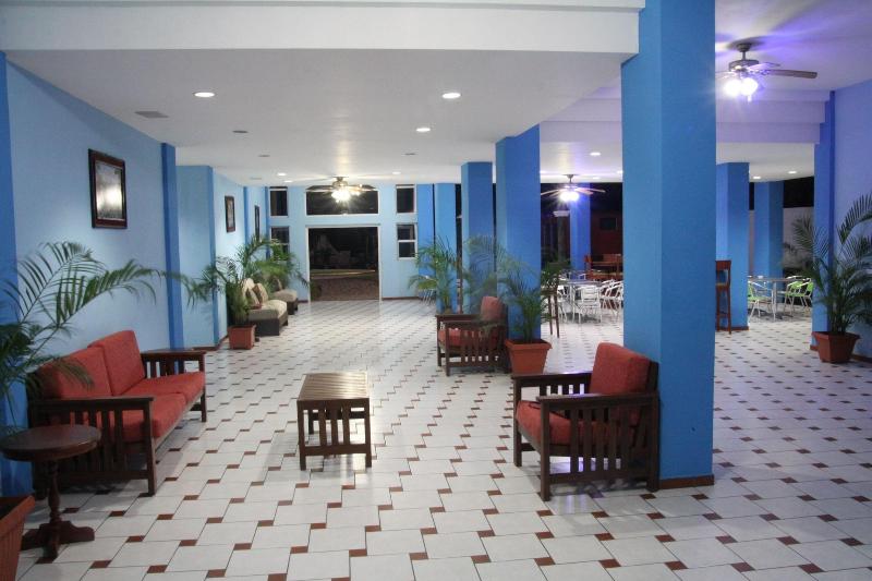 هتل Sabas Beach Resort