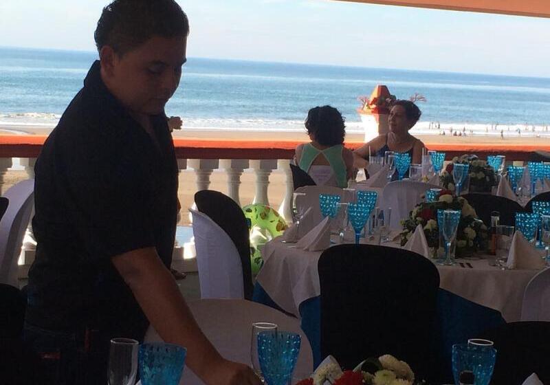 هتل Sabas Beach Resort