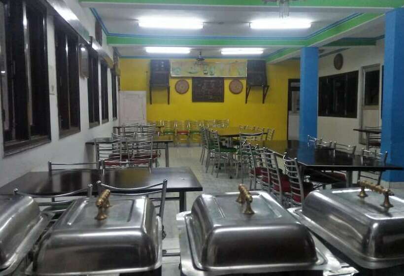 فندق Shining Star Resort