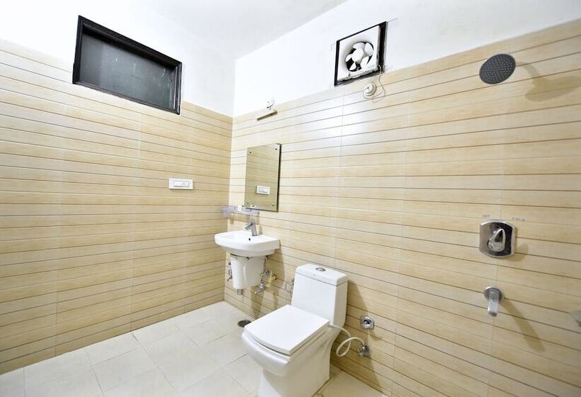 فندق Shining Star Resort