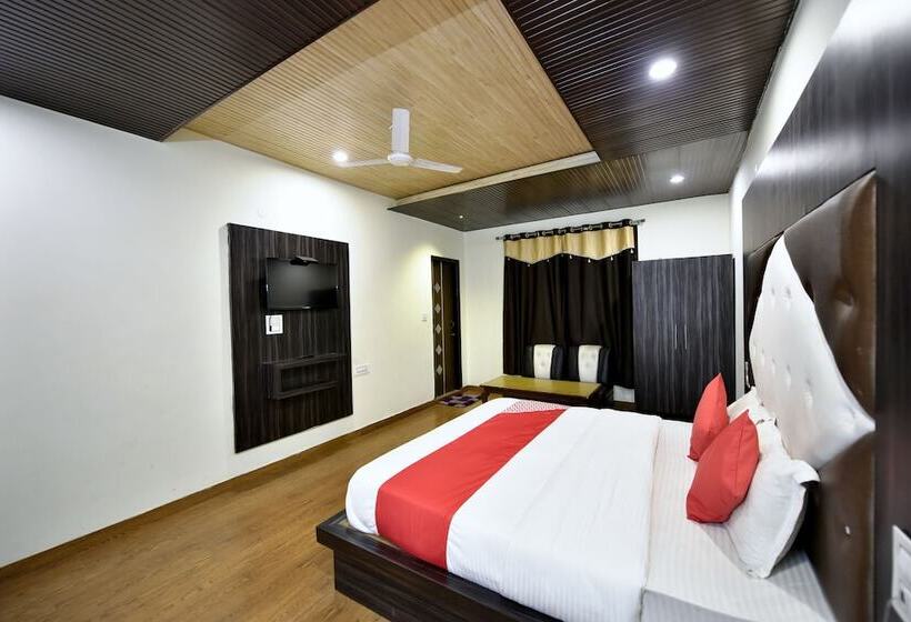 فندق Shining Star Resort